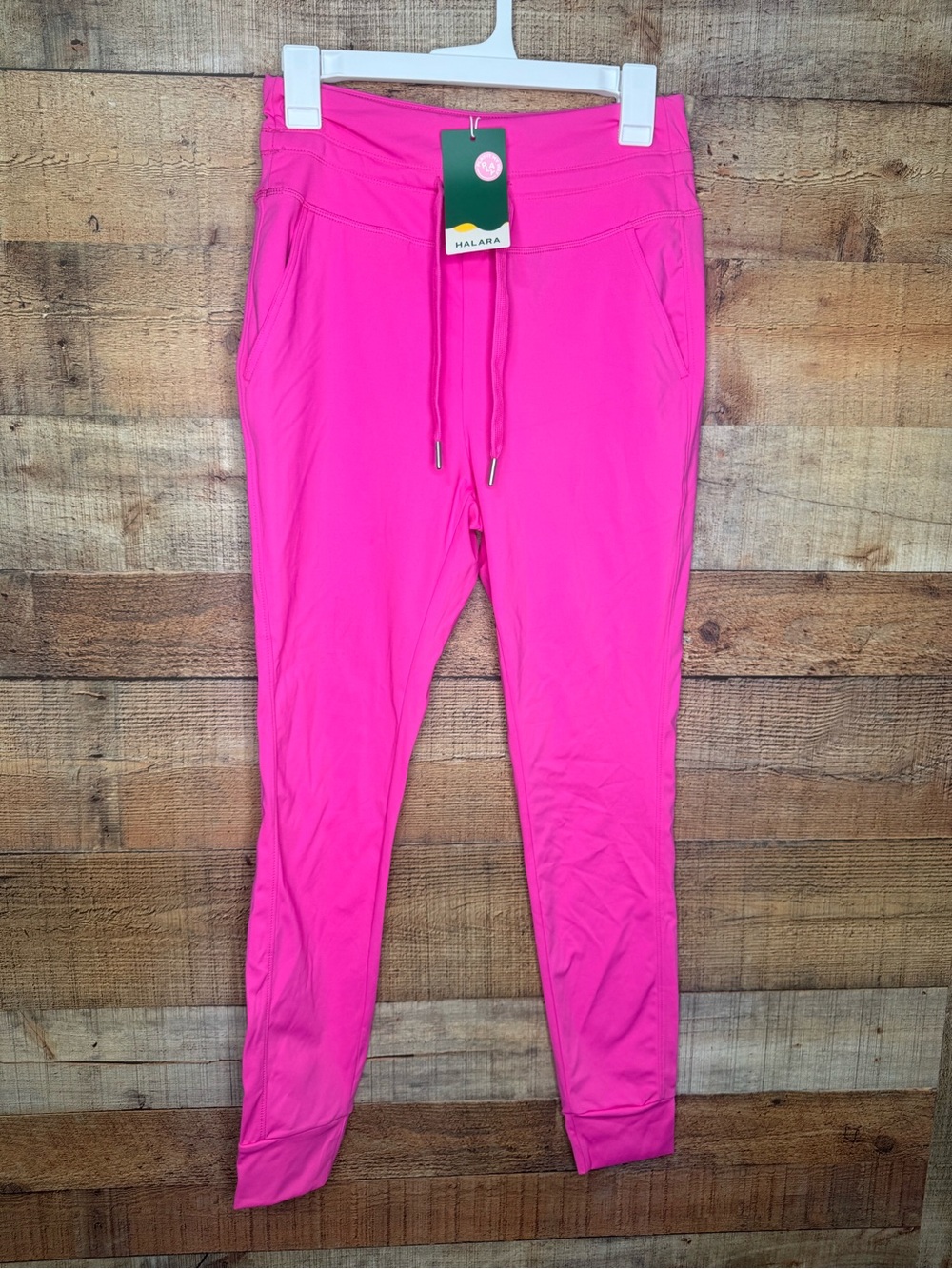 Halara Joggers Size M Pink Cloudful Air High Waisted Barbiecore Comfy New W/ Tag